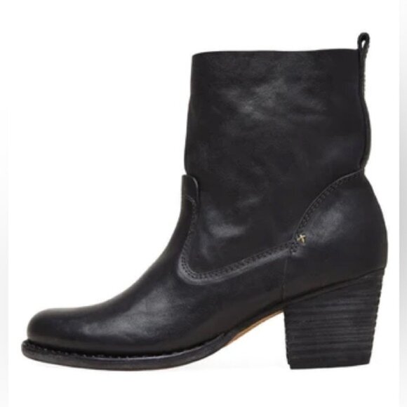 Rag & Bone Black Leather Goodyear Welt Slouchy Ankle  2" heeled Booties size 5.5 - Picture 1 of 15